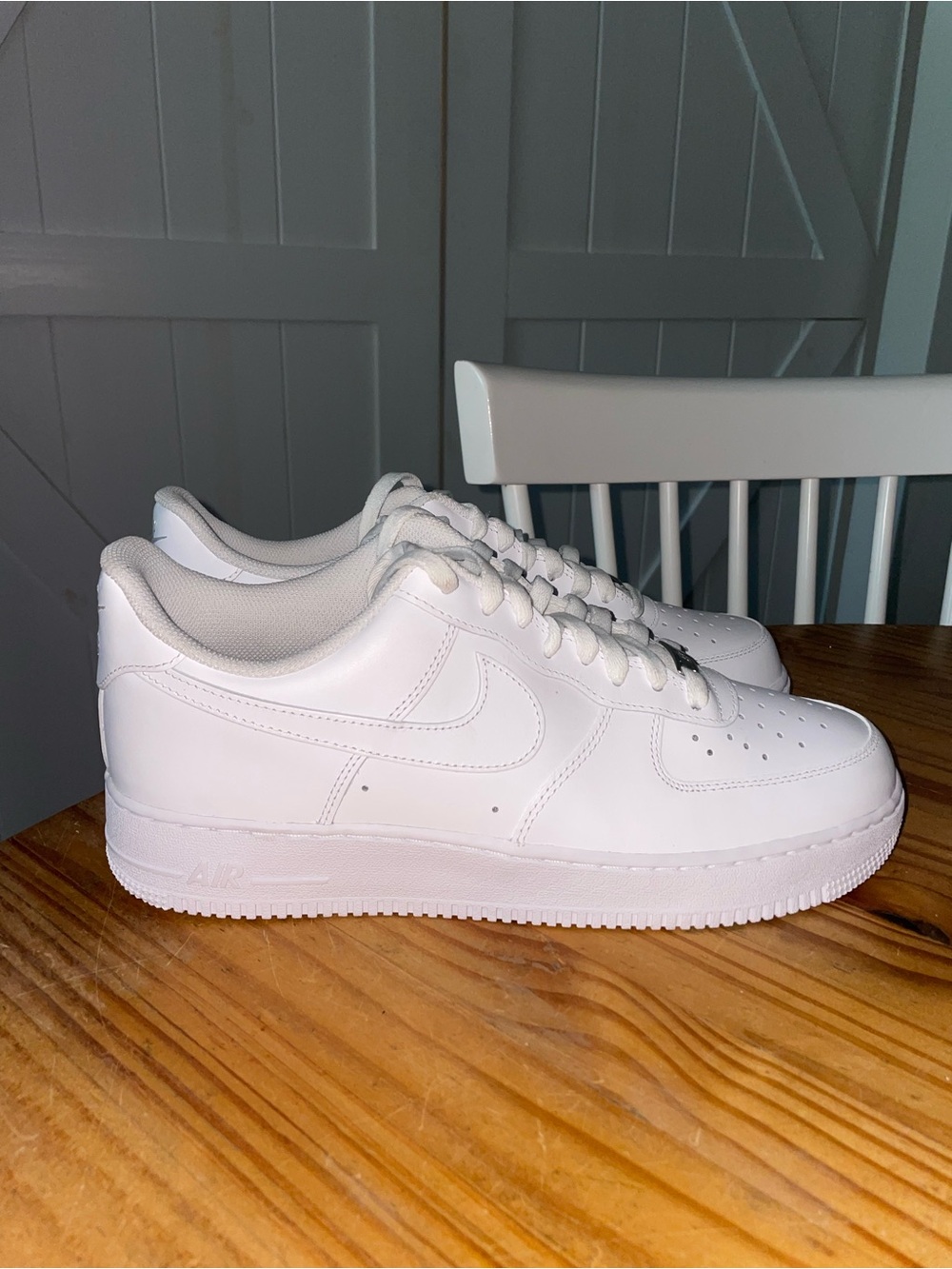Nike Air Force 1 '07 Low Top White Sneaker Mens 11.5 NWOB